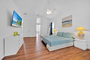 4 bedrooms, travel cot, WiFi, bed sheets - Poolside Paradise | 30 Min From Disney | Pool | Patio (Altamonte Springs)