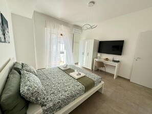 3 Schlafzimmer, Bügeleisen/Bügelbrett, WLAN, Bettwäsche