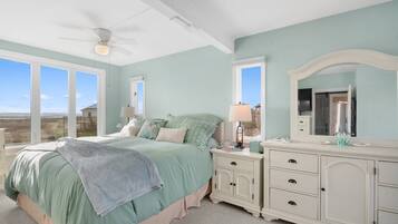 3 bedrooms, desk, iron/ironing board, WiFi