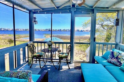 Island SunRise: Charming Plum Island Getaway - Beaches, Festivals and Downtown Fun!