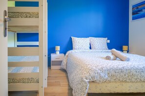 3 bedrooms, free WiFi - Bright House with Veranda & Garden – Perfect for Your Holidays in Les Sables! (Les Sables-d´Olonne)