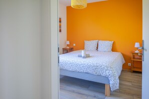 3 chambres, accès au Wi-Fi (inclus), literie fournie
