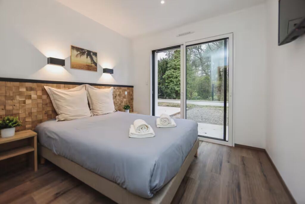 6 chambres, bureau, accès pour personnes à mobilité réduite