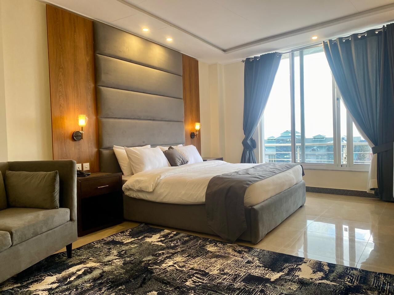 总统公寓, 阳台, 山景 | 办公桌、笔记本电脑工作区、免费 WiFi