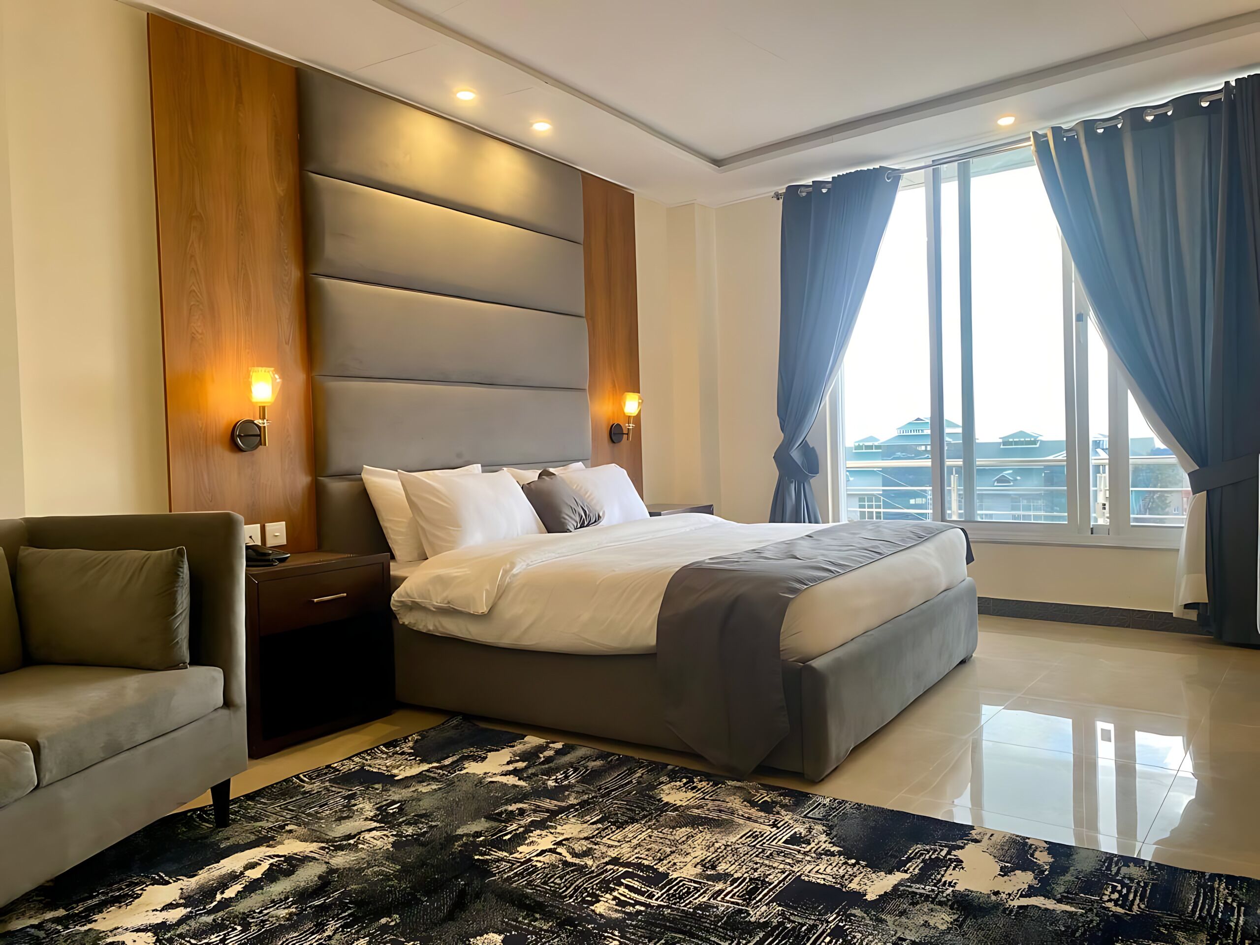 豪華客房 | 書桌、筆電工作空間、免費無線上網、床單