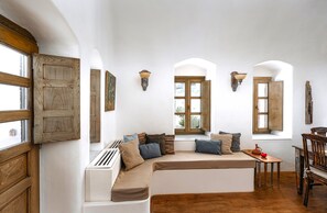 Villa, 1 habitación, alberca privada | Sala de estar