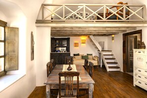 Villa, 1 habitación, alberca privada | Comedor