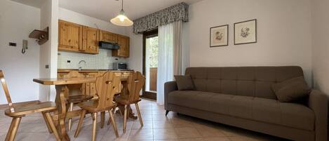 Apartment, Smoking | 2 bedrooms