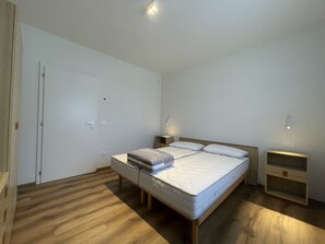 Apartment, Smoking | 1 bedroom