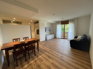 1 bedroom - 084 Bilocale Adamello Giustino (Giustino)