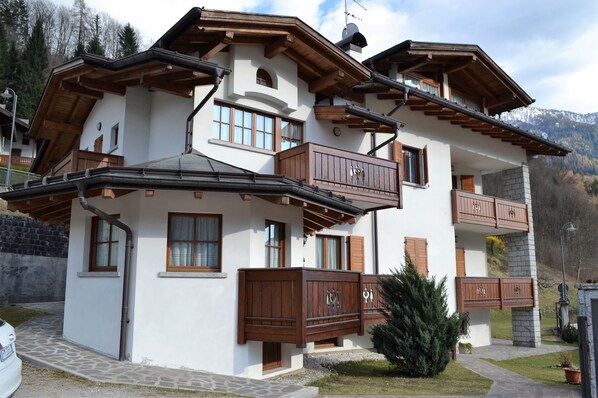 1 bedroom - 084 Bilocale Adamello Giustino (Giustino)