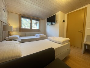 Apartment - 010 Trilocale Quadrifoglio Pinzolo (Giustino)