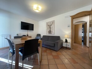 2 bedrooms - 010 Trilocale Quadrifoglio Pinzolo (Giustino)