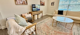 4 Bedrooms 5 Miles to High Point Furniture Market