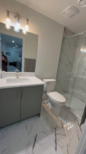 Towels, soap, toilet paper
