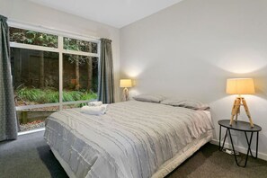 3 Schlafzimmer, Bügeleisen/Bügelbrett, WLAN