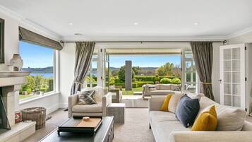 TV, fireplace, stereo, offices