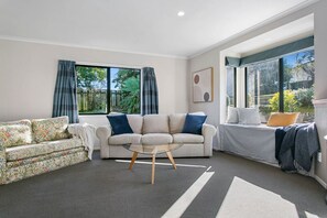 スマートテレビ、暖炉