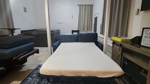 1 chambre, bureau, Wi-Fi gratuit, draps fournis