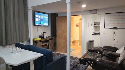 Ocean breeze Rental with indoor Jacuzzi.