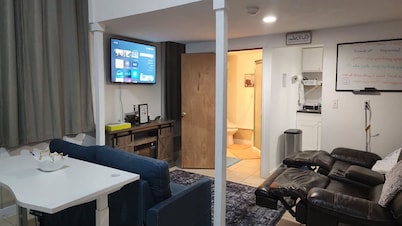 Ocean breeze Rental with indoor Jacuzzi.