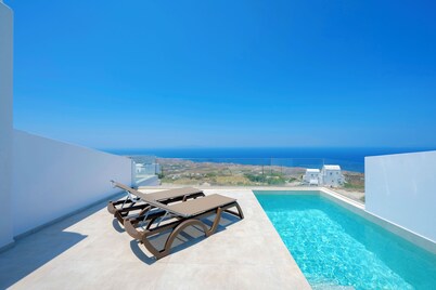 Hilas suites