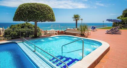 Classic Appartement in Pietra Ligure