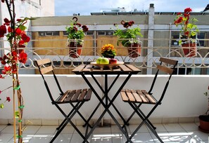 Balcony - Athens Comfortable Stay Apartment (Athens)