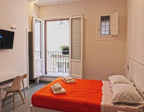 Double Room | Free WiFi - Ostello Vucciria (Palermo)