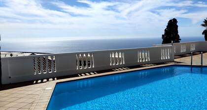 Casa Málaga by Huskalia