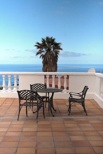 Casa Málaga by Huskalia