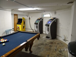 Games room - Renovated Luxury Water Tower Within Walking Distance of the Beach/boulevard (Vlissingen)