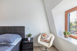 1 bedroom, free WiFi, bed sheets