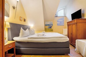 2 chambres, fer et planche à repasser, Wi-Fi gratuit, draps fournis