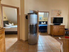 2 室のベッドルーム、アイロン / アイロン台、WiFi (無料)、ベッドシーツ