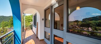 Apartamento vacacional 'Little Nest' con vistas a la montaña, balcón y Wi-Fi