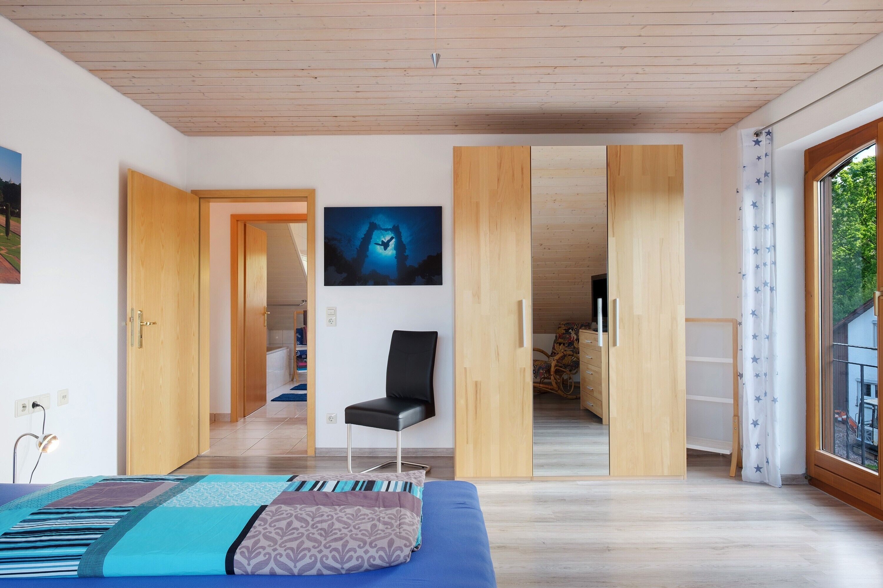 3 bedrooms, free WiFi, bed sheets