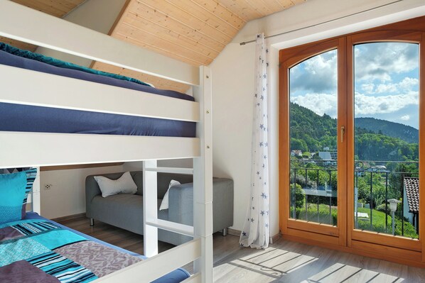 3 Schlafzimmer, kostenloses WLAN, Bettwäsche