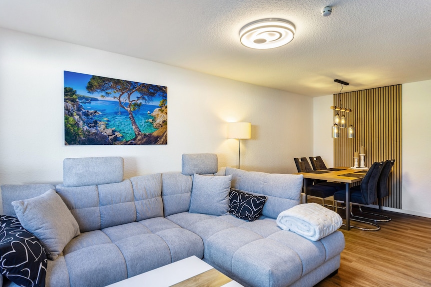 Cozy Holiday Apartment In Sauerland With A View Of Nordhelle, Terrace And Wi-fi - Plettenberg
