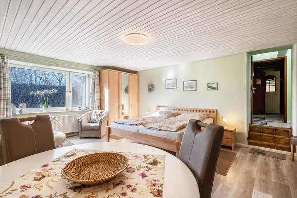 1 chambre, Wi-Fi gratuit, draps fournis