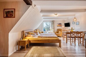1 bedroom, free WiFi, bed sheets