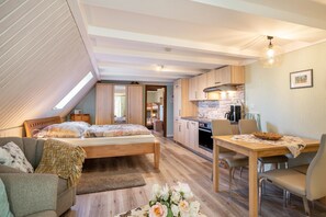 1 bedroom, free WiFi, bed sheets - Apartment 'Schimmelreiter' with Private Terrace, Shared Garden and Wi-Fi (Schülp)