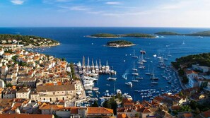 House, 3 Bedrooms, City View | Marina - Sailing Holiday in Croatia - Private Sailing Yacht 14m (Split)