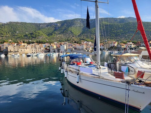 Sailing Holiday in Croatia - Private Sailing Yacht 14m