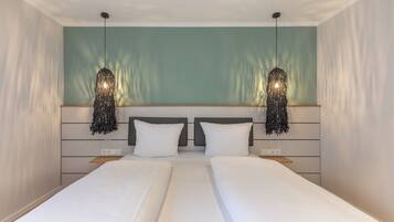 1 bedroom, travel cot, free WiFi, bed sheets