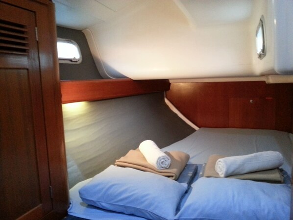 House, 3 Bedrooms - 3 or 5 Day's Sailing Cruise in Croatia (Split)