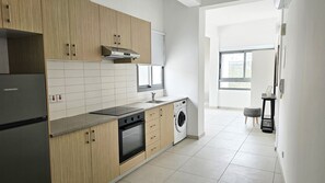 Fridge, oven, stovetop, toaster