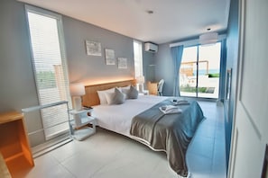 Villa Kaze | Individually decorated, individually furnished, desk - Ocean View Ishigaki Kaze & Nami (Ishigaki)