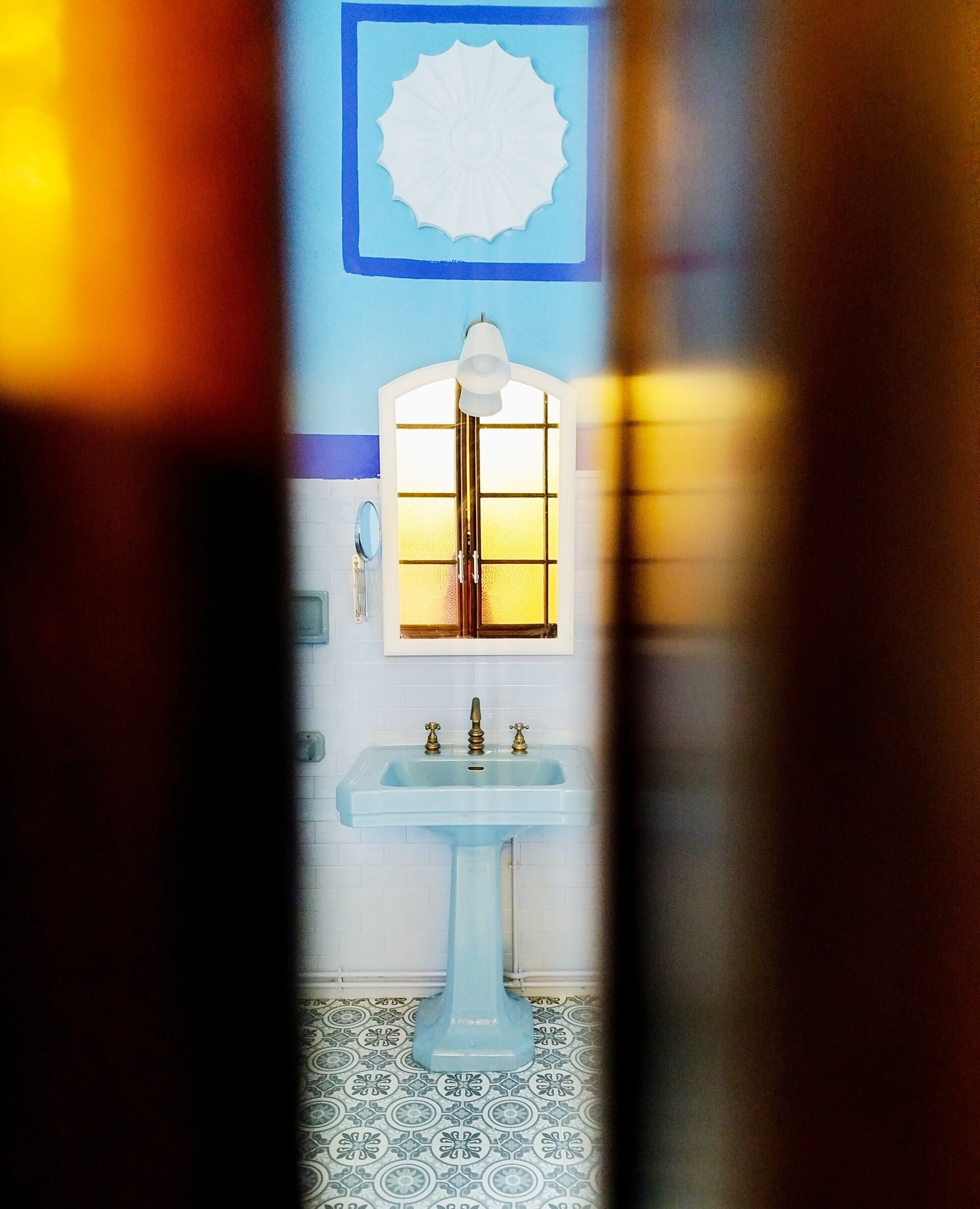 Asciugacapelli, bidet, asciugamani, sapone