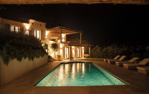 Villa 5 * facing the sea, La croix Valmer, golfe de st Tropez.